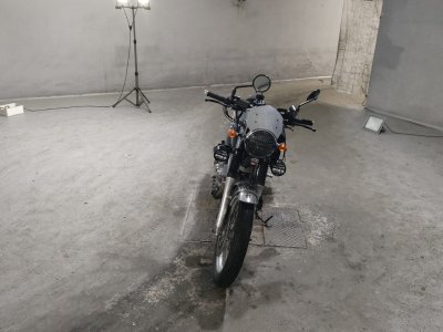 Yamaha SR400 — фото 3