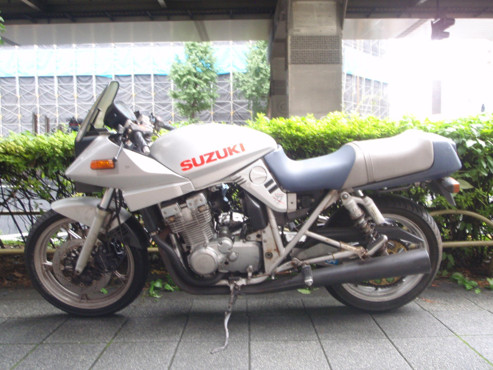 Suzuki GSX400S KATANA — фото 2