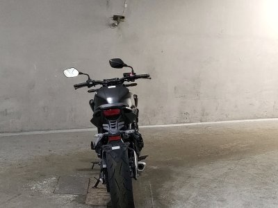 Honda CB650R — фото 4