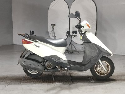 Yamaha AXIS TREAT