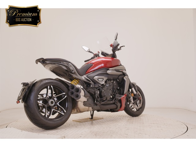 Ducati DIAVEL V4 — фото 5