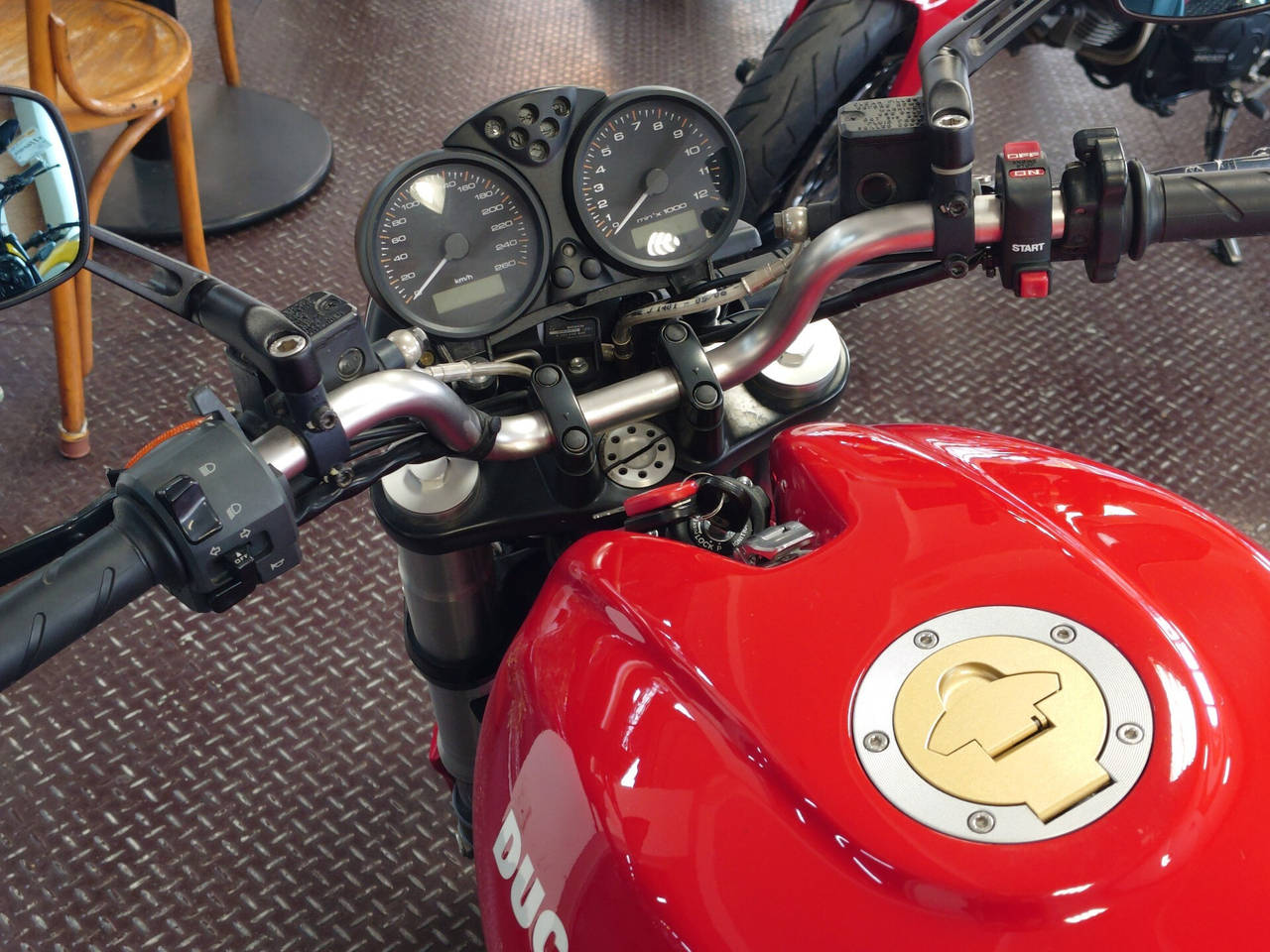 どん 0342] Ducati MONSTER 696 - ZDMM419AA6B096443