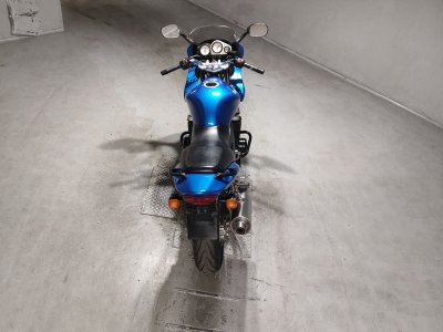 Kawasaki ZR-7S — фото 6