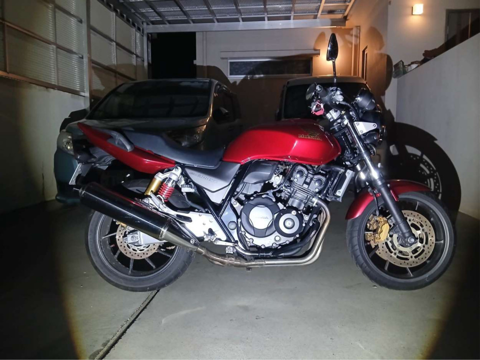 Honda CB400SF