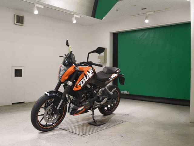 KTM 125 DUKE — фото 4