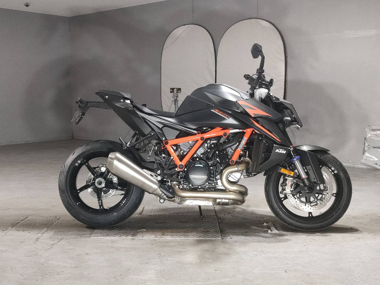 KTM 1390 SUPER DUKE R EVO, Foto 1