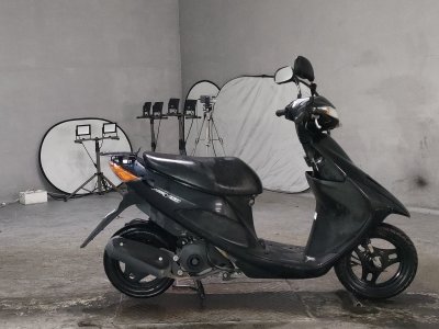 Suzuki ADDRESS V50