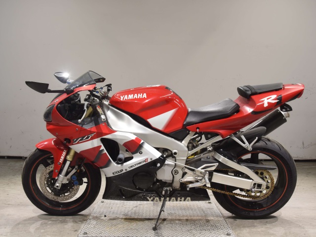 Yamaha YZF-R1 — фото 2