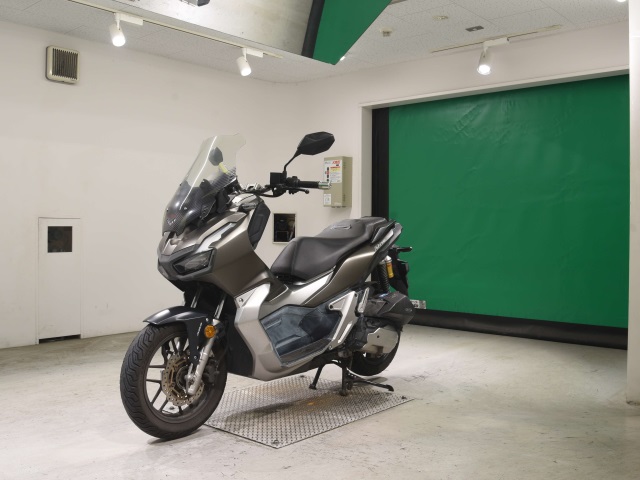 Honda ADV 150 — фото 4