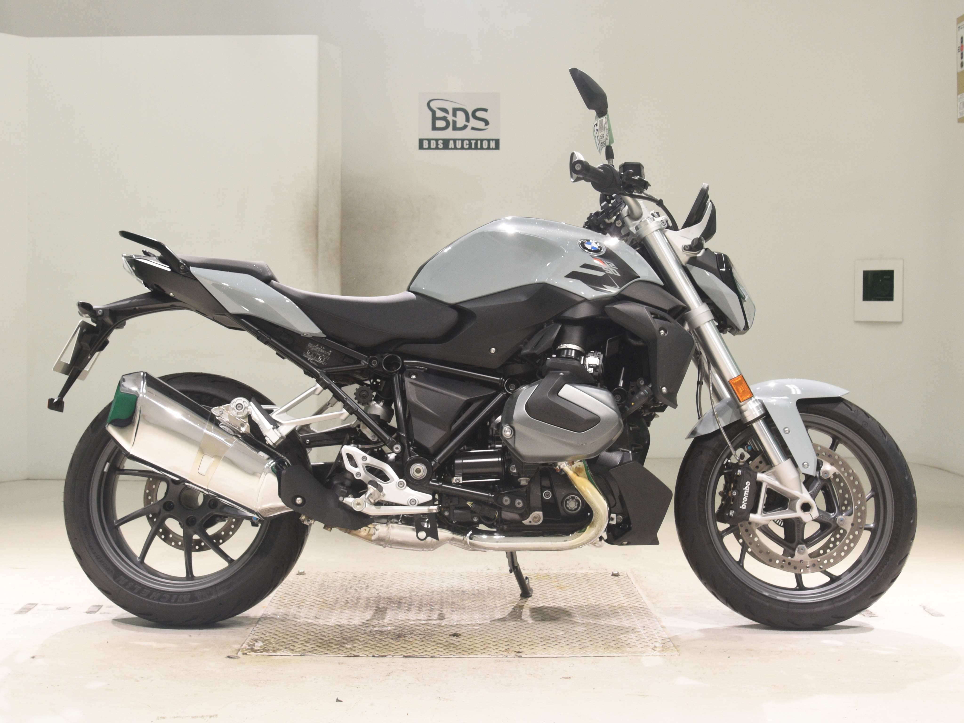BMW R1250R