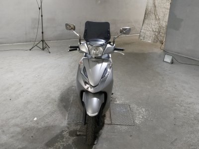 Honda LEAD125 — фото 3