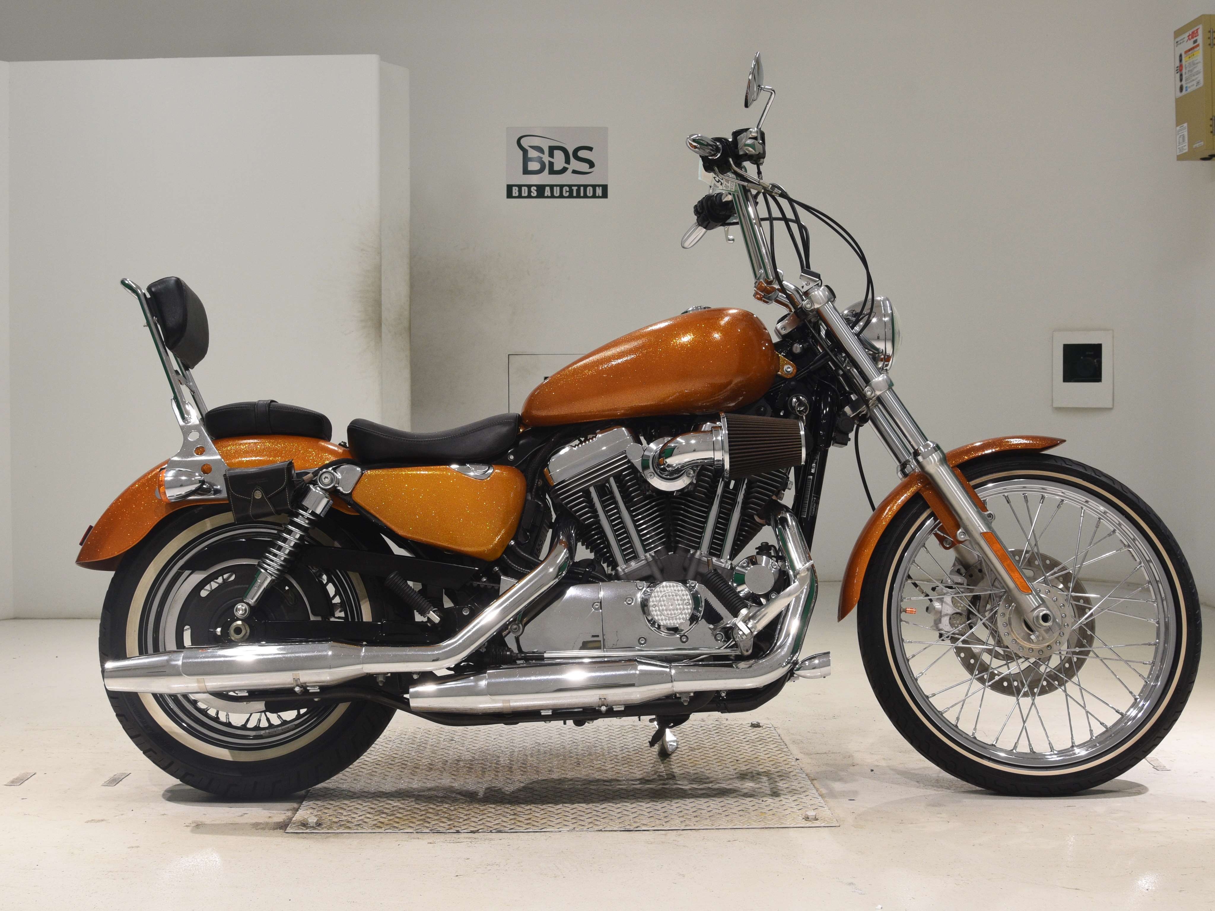 HD SPORTSTER SEVENTY-TWO XL1200V