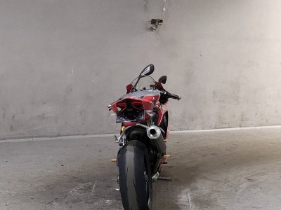 Ducati 1199 PANIGALE R — фото 4