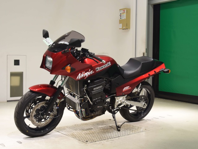 Kawasaki GPZ900R — фото 4