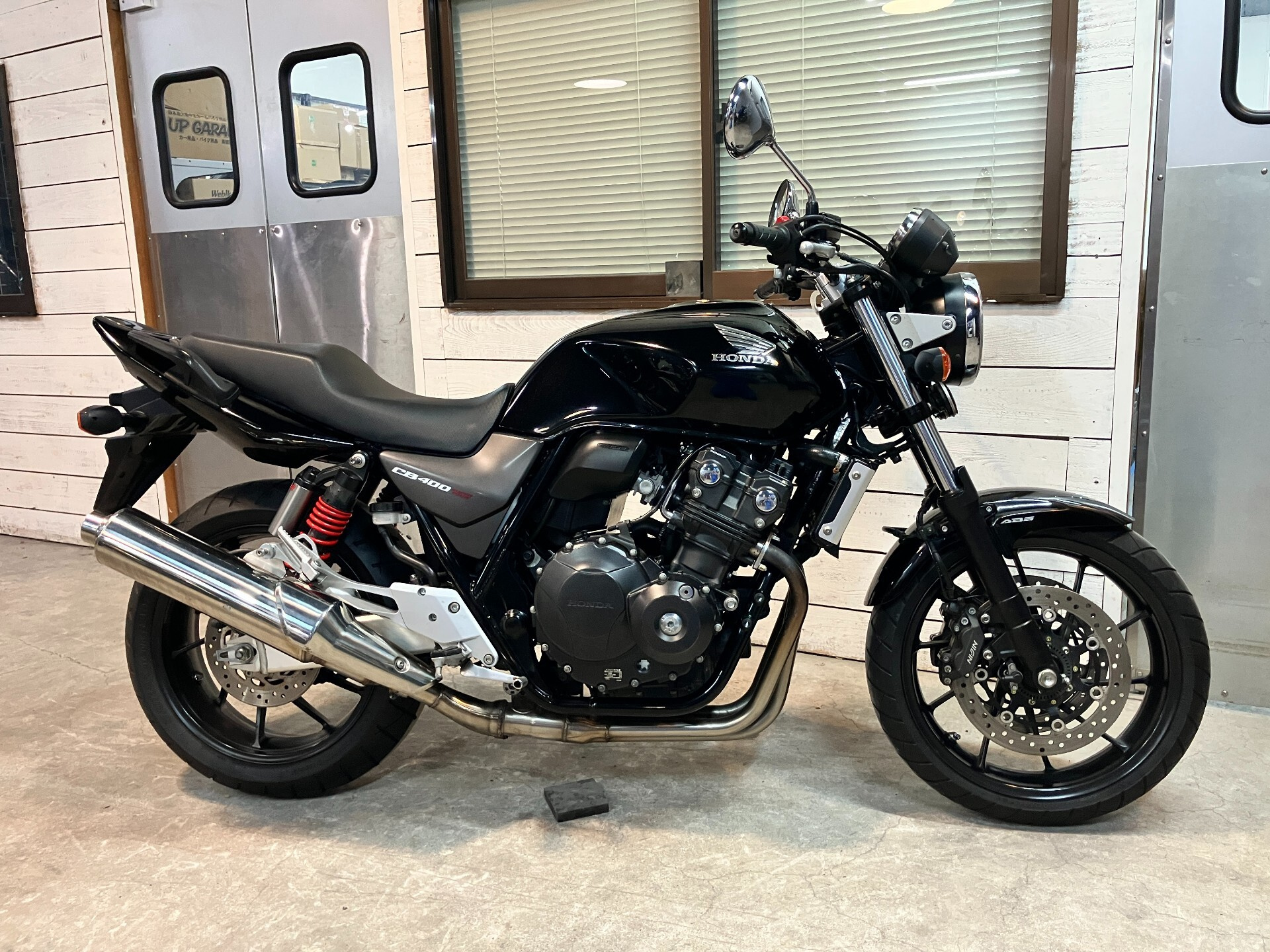 Honda CB400SFA