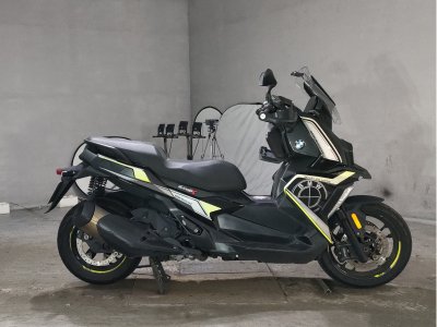 BMW C400X