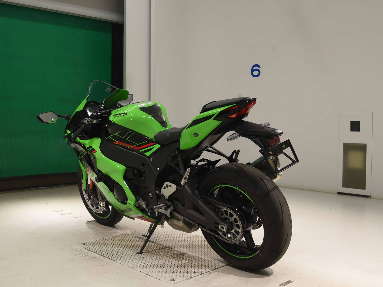 0251] Kawasaki NINJA ZX-10R - ZXT02L-011314