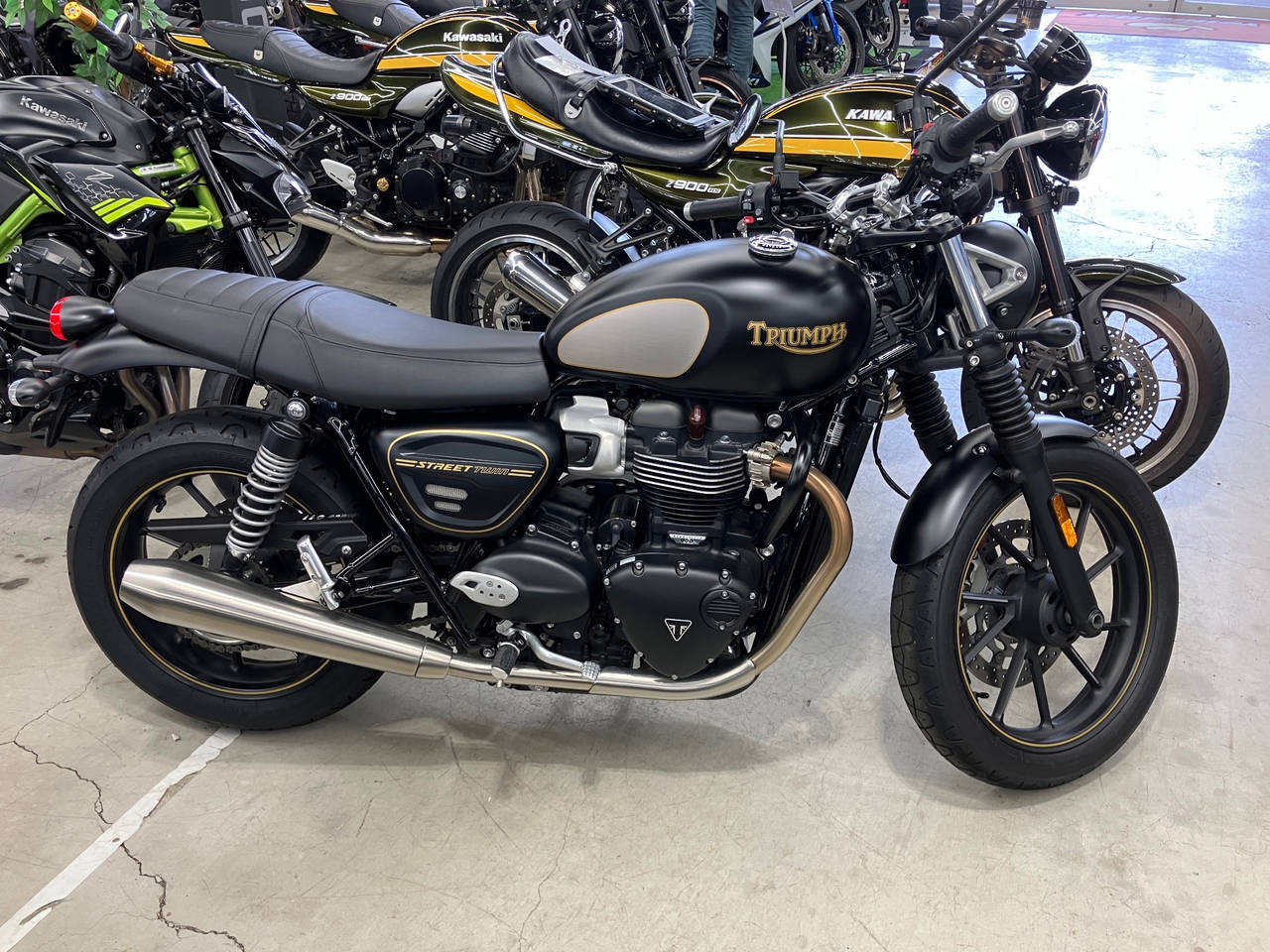 Triumph STREET TWIN
