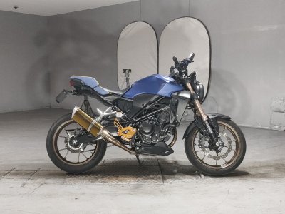 Honda CB250R