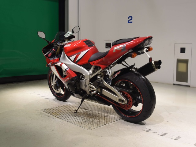Yamaha YZF-R1 — фото 6