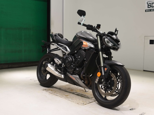 Triumph STREET TRIPLE RS — фото 3