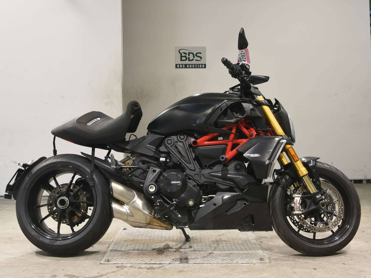 Ducati DIAVEL 1260S