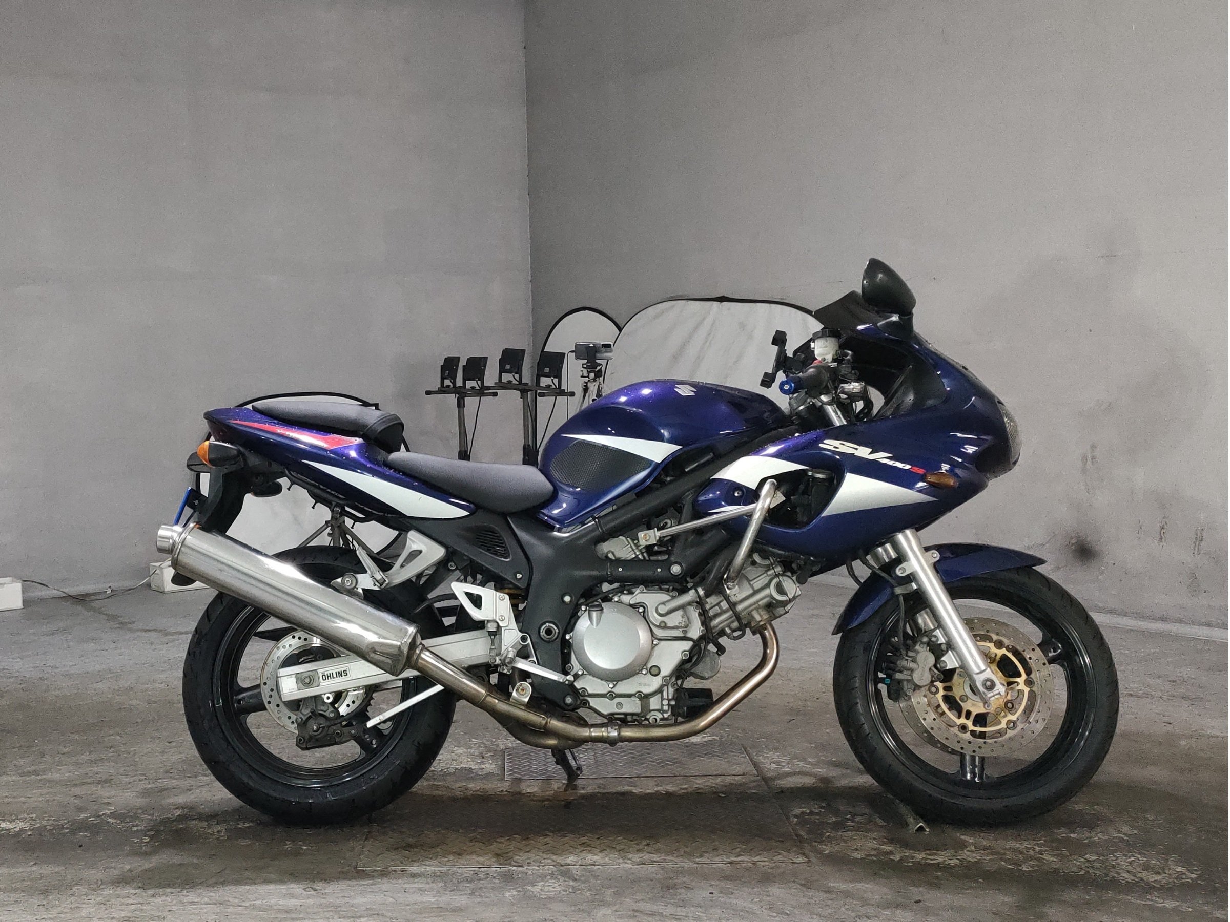 Suzuki SV400S