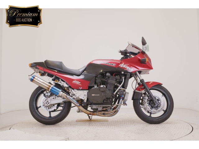 Kawasaki GPZ900R
