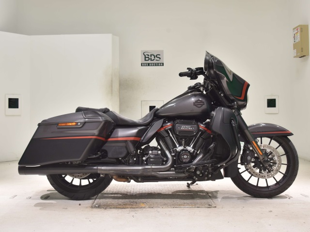 Harley-Davidson STREET GLIDE FLHXSE1920 CVO