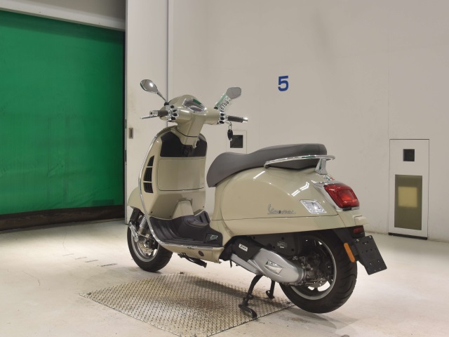 Vespa GTS150 — фото 6