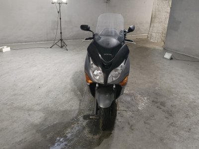 Honda SILVER WING 600 GT — фото 3