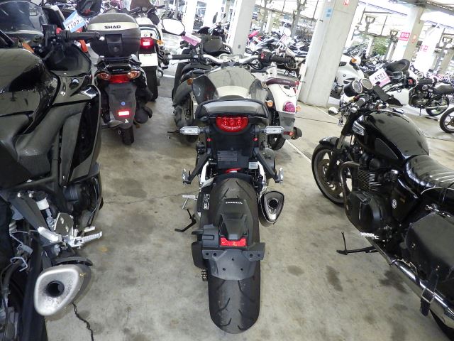 Задняя часть — фото 1