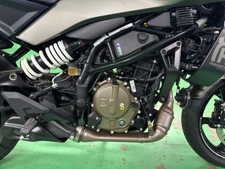 Husqvarna BLACK ARROW 250 — фото 7