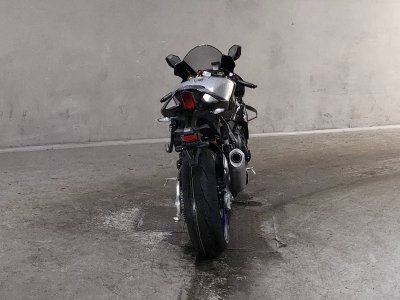 Yamaha YZF-R1M — фото 4