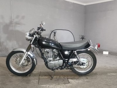 Yamaha SR400 — фото 2