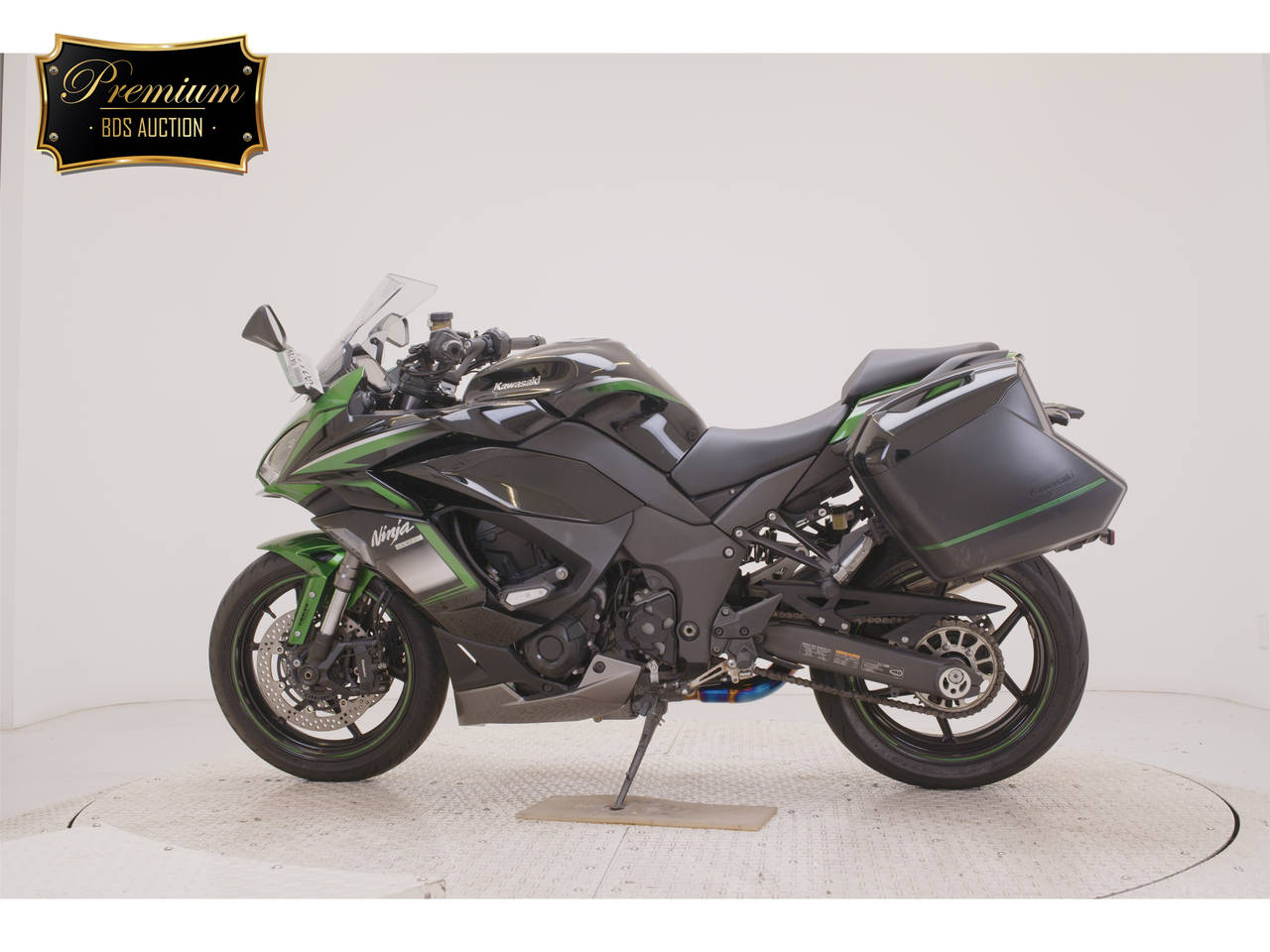 0011] Kawasaki NINJA 1000 SX - ZXT02K-016391
