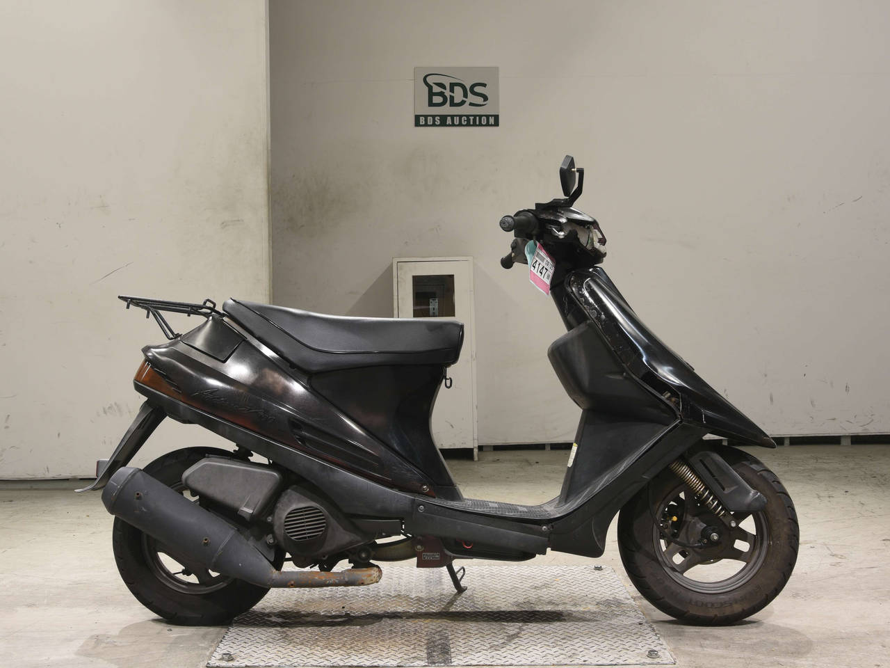 Suzuki ADDRESS V100