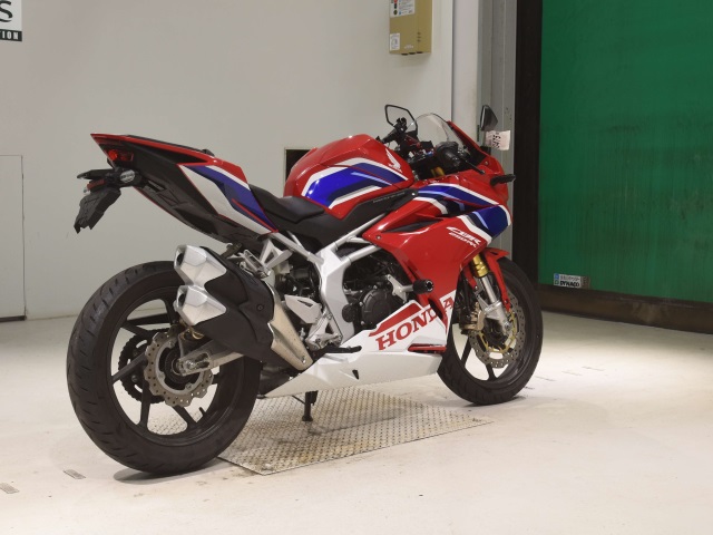 Honda CBR250RR — фото 5
