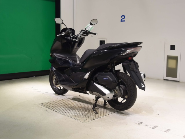 Honda PCX125 — фото 6