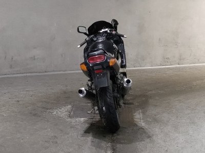Kawasaki ZZ-R400 — фото 4