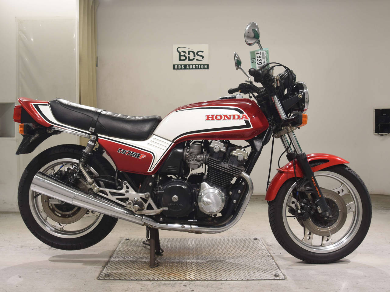 Honda CB750SF
