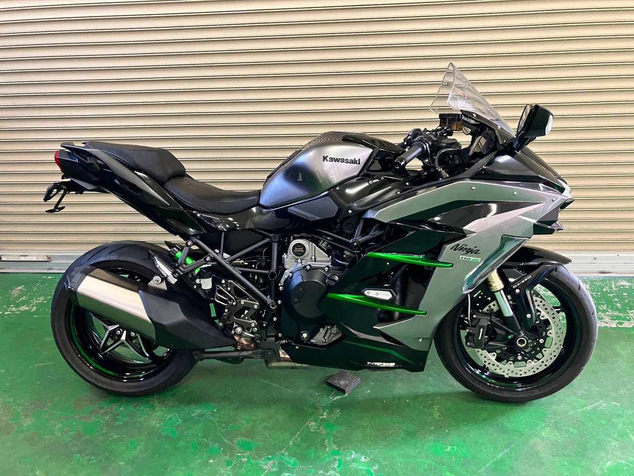 2089] Kawasaki NINJA H2 SX - ZX02A-009922