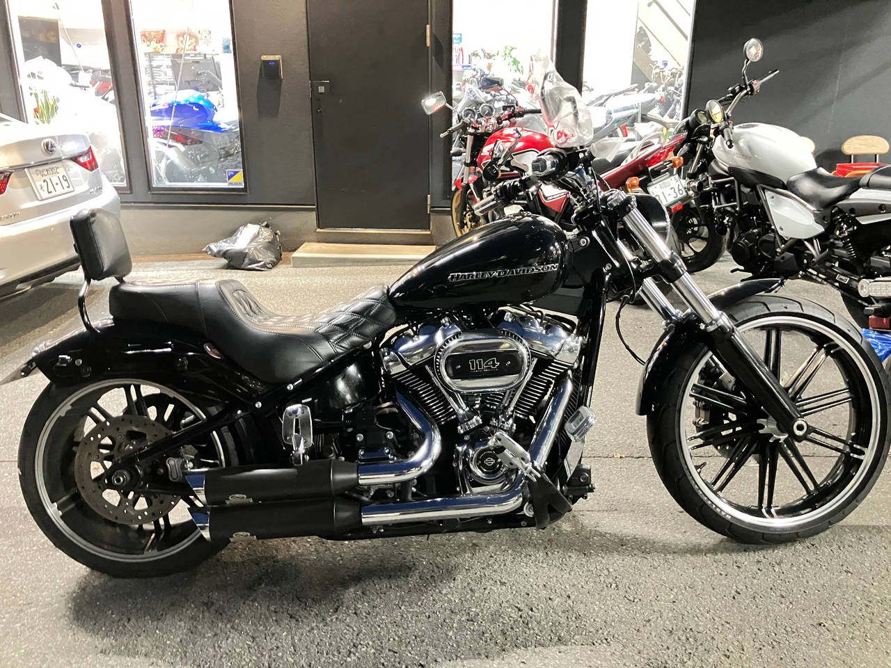 HD BREAKOUT FXBRS1870