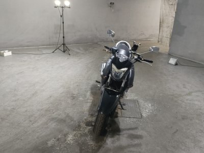 Suzuki GSR250 — фото 3