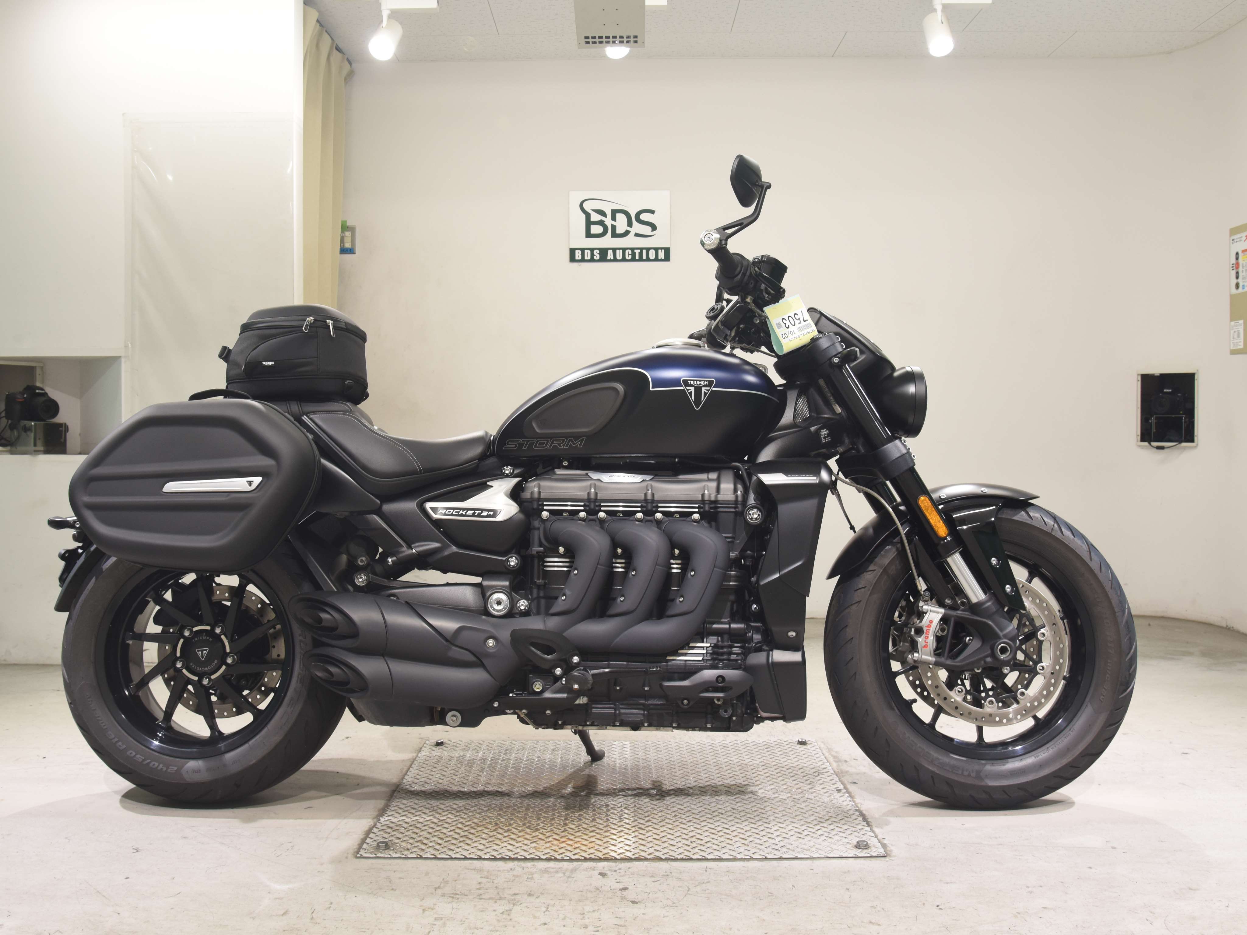Triumph ROCKET III STORM R