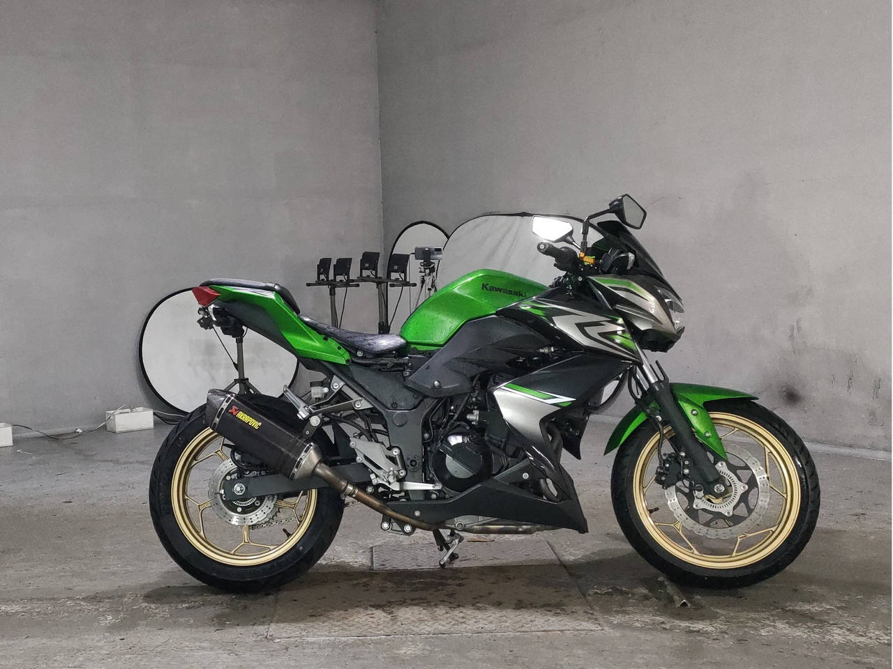 Kawasaki Z250