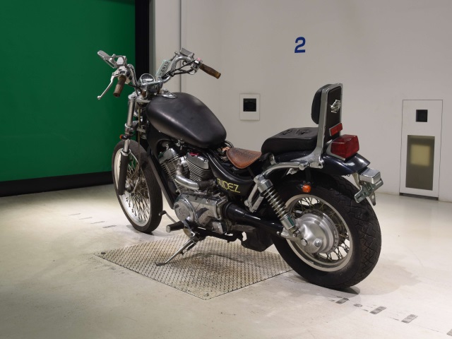 Suzuki INTRUDER 400 — фото 6