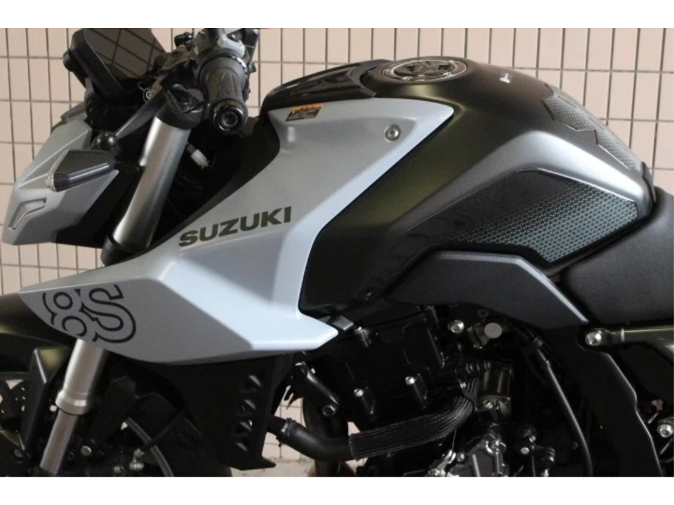 Suzuki GSX-8S — фото 3