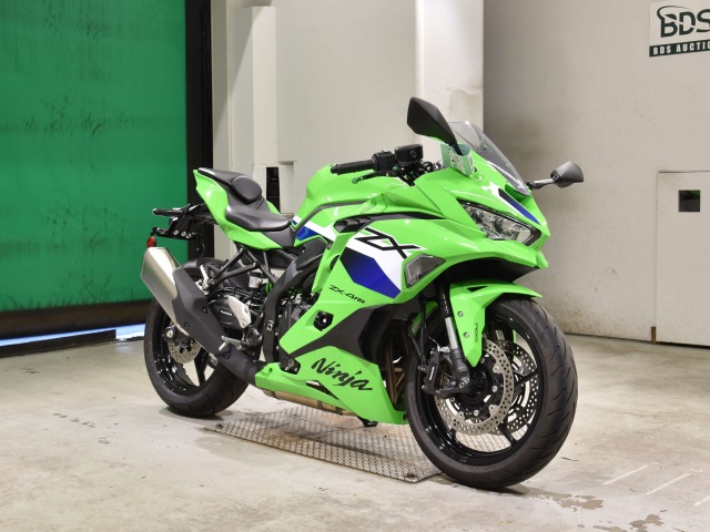 Kawasaki ZX-4RR — фото 3