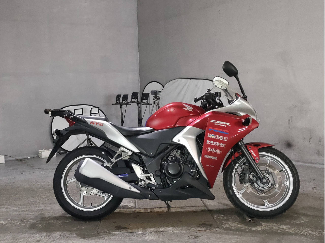 Honda CBR250R